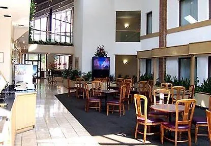 Hotel Sonesta Simply Suites Memphis East Poplar Pike