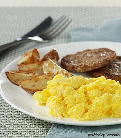Hotel Sonesta Simply Suites Memphis East Poplar Pike