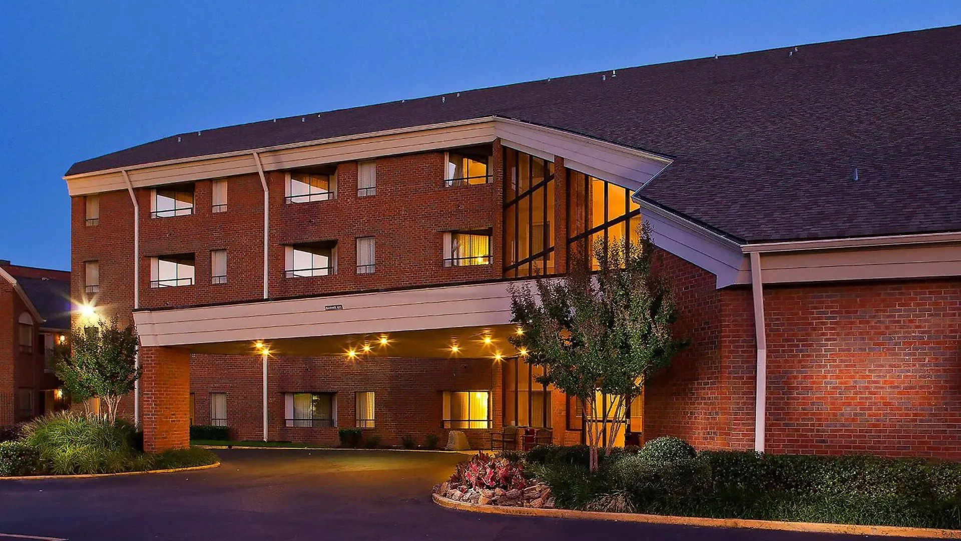 Sonesta ES Suites Memphis