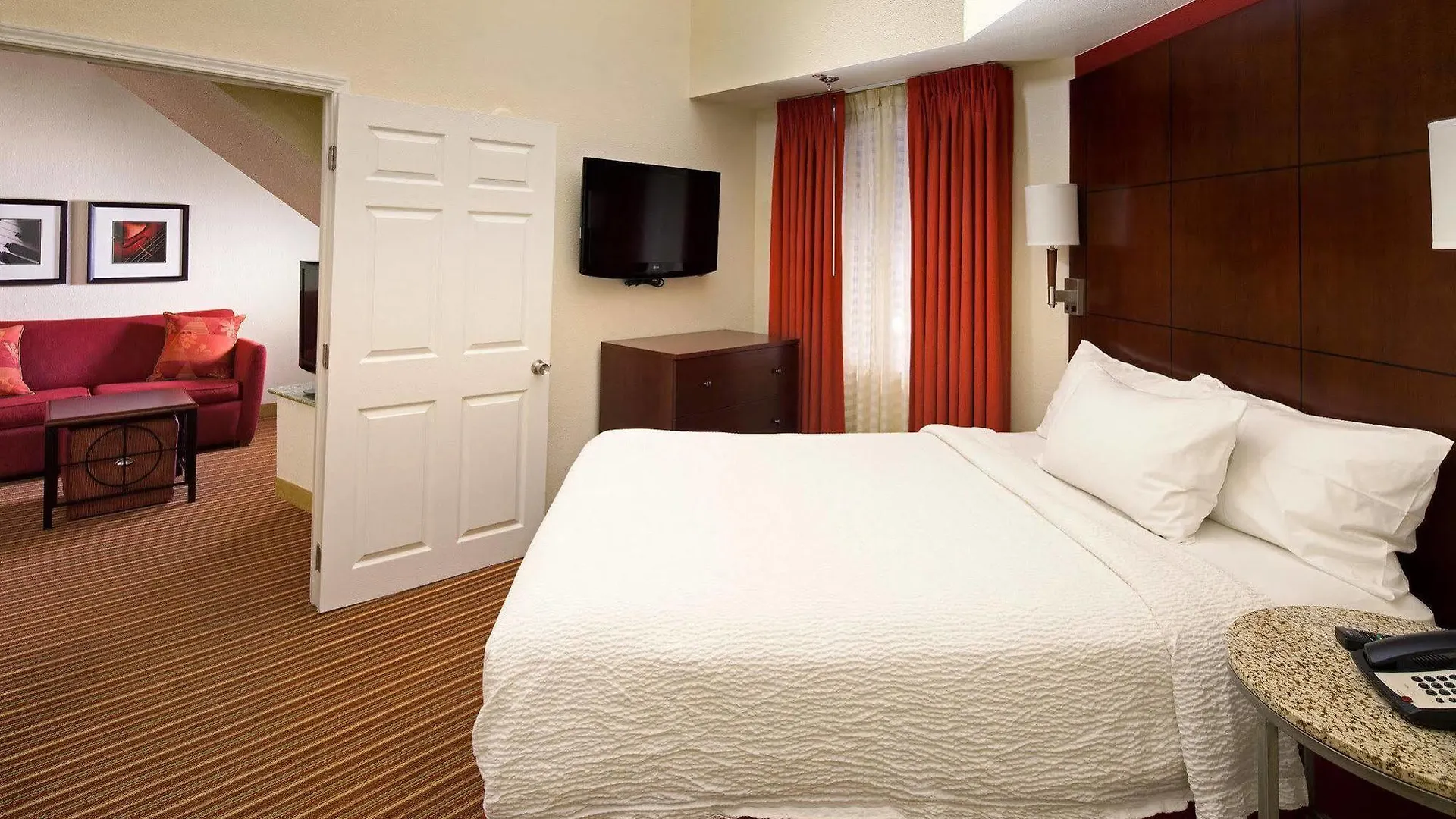 Sonesta ES Suites Memphis