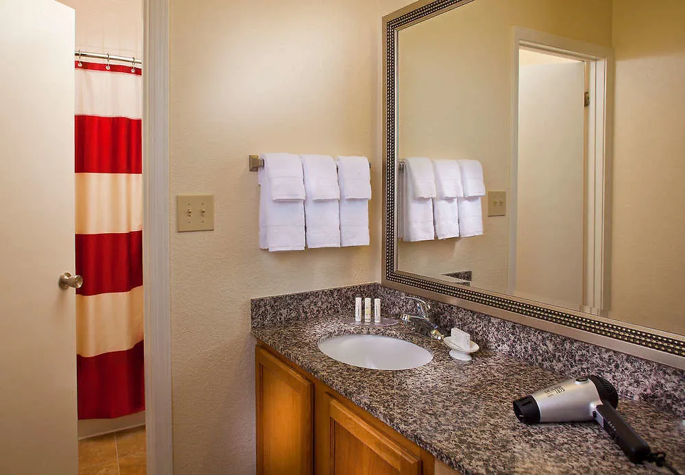 Sonesta ES Suites Memphis 3*,