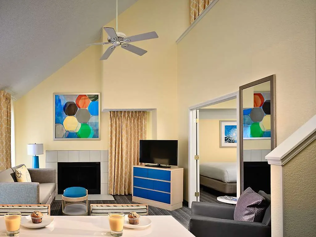 Sonesta ES Suites Memphis