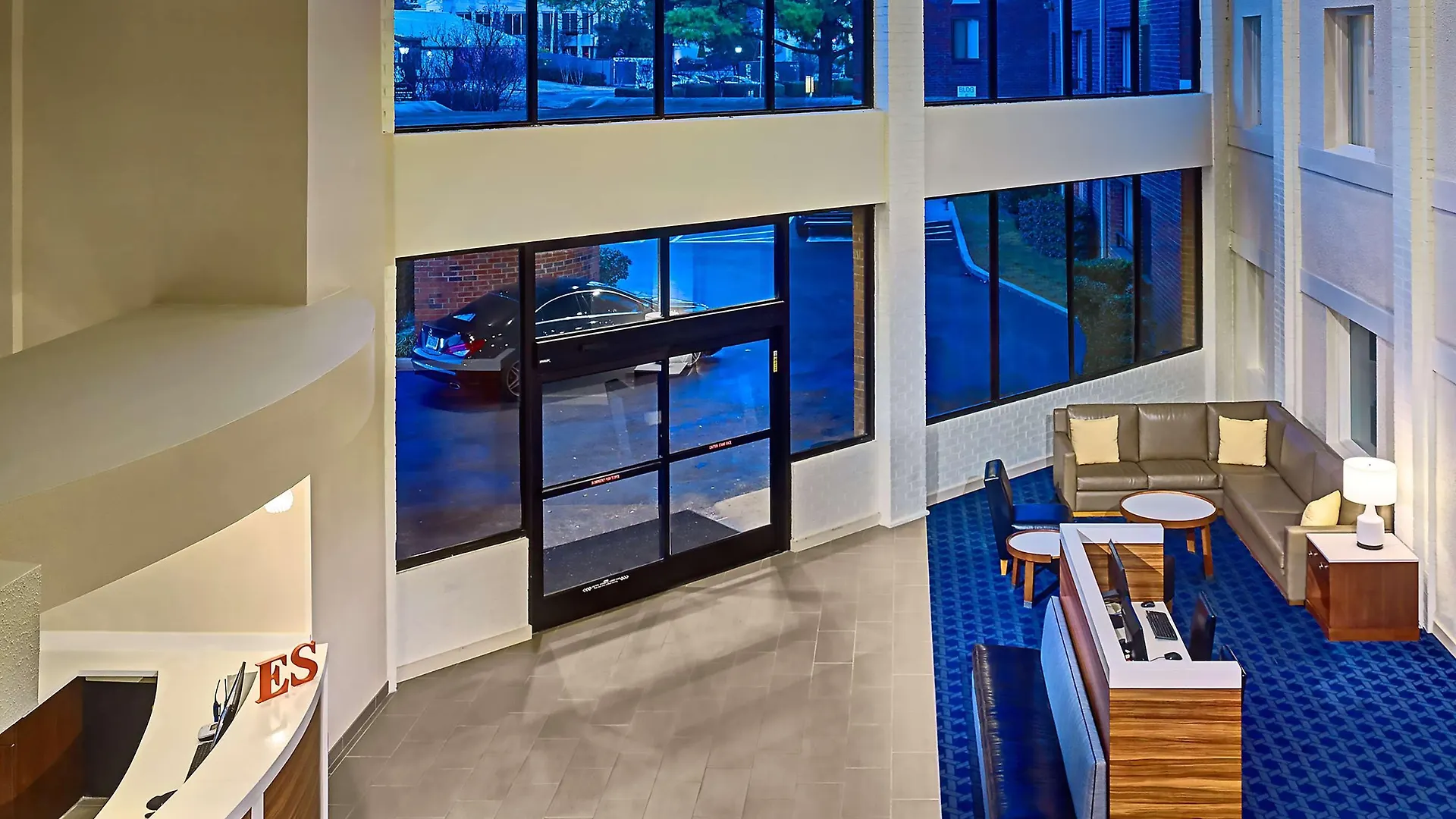 Hotel Sonesta Simply Suites Memphis East Poplar Pike