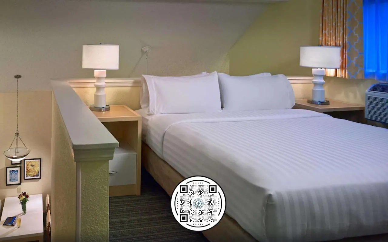 Sonesta Simply Suites Memphis East Poplar Pike Hotel
