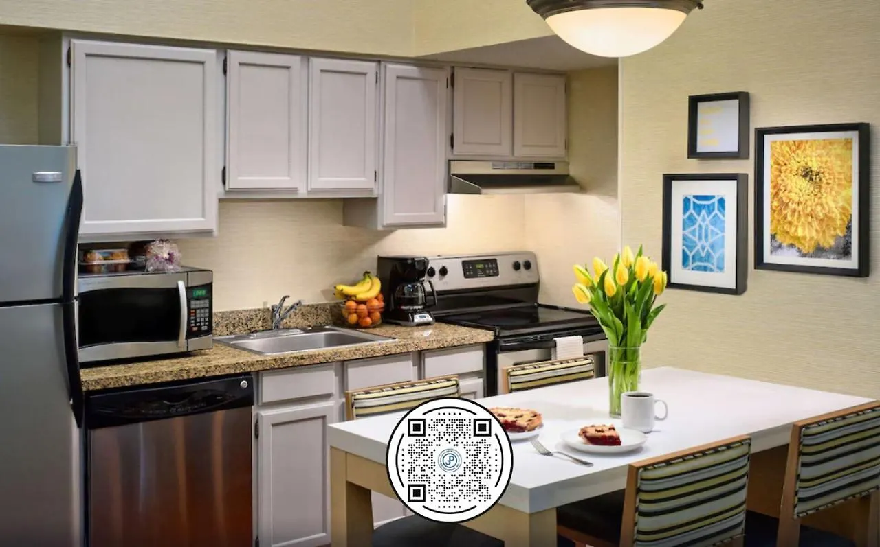 Sonesta Simply Suites Memphis East Poplar Pike