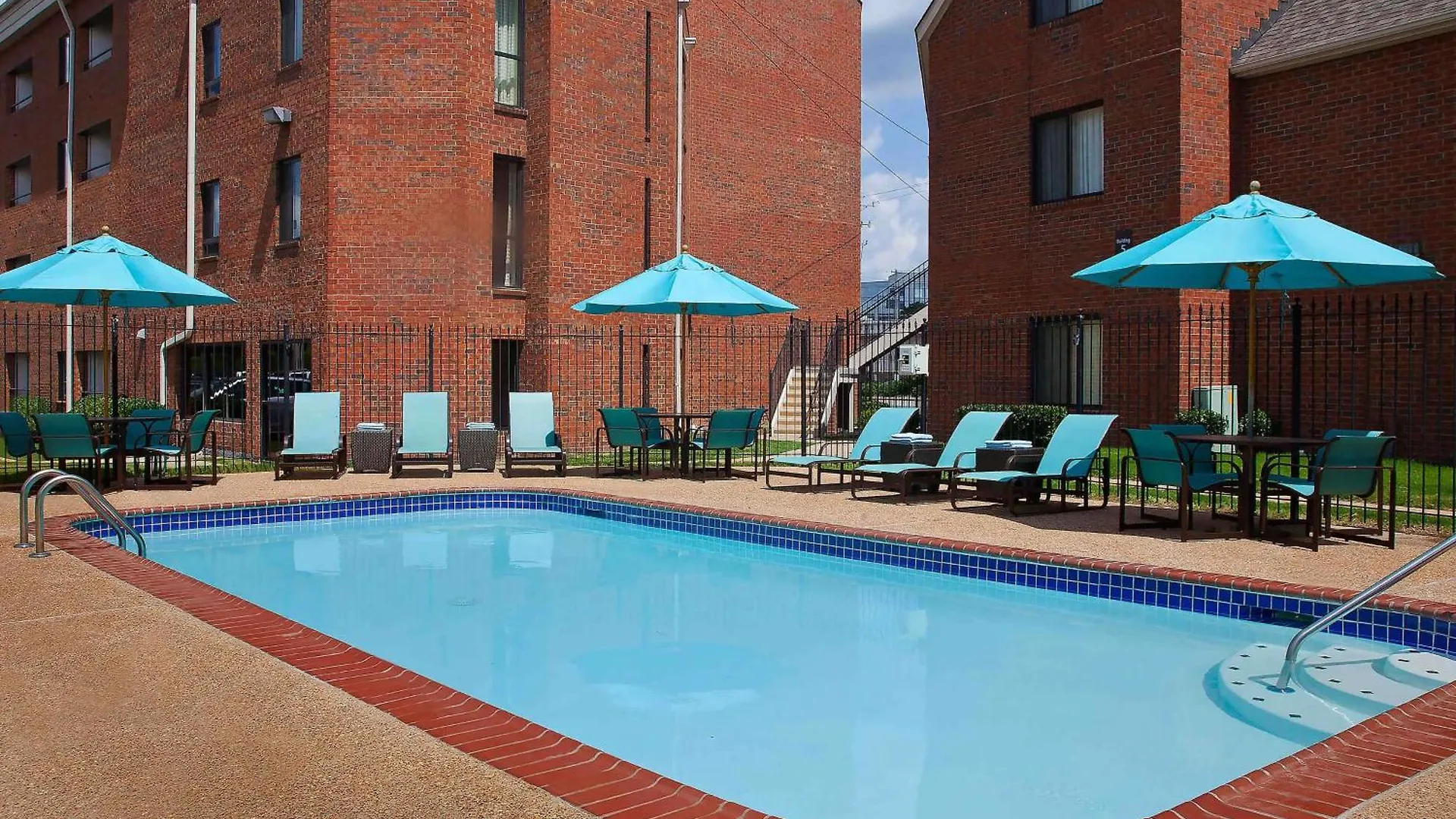 Hotel Sonesta Simply Suites Memphis East Poplar Pike